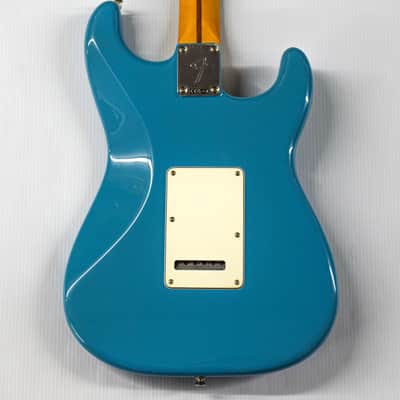 Fender Player II Stratocaster Left-Handed - Aquatone Blue image 9