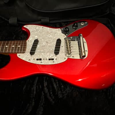 Fender Japan MG-69 MH 2010-2012 - Candy Apple Red image 3