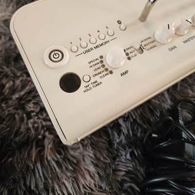 Yamaha TRHII30 2022 - White image 13