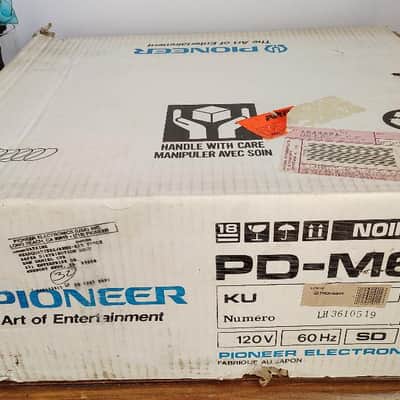 Pioneer PD-M640 6-disc magazine cd player in very good condition, serviced - 2000's image 7
