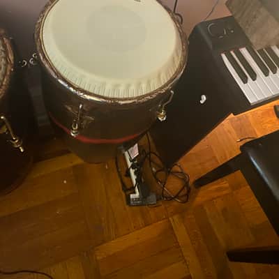 L.P. Caliente congas - Brown and red image 3