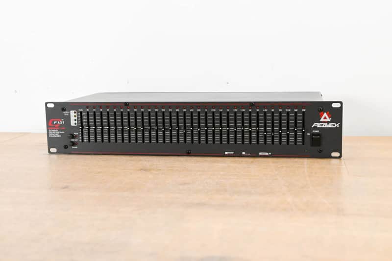 Peavey QF 131 31-Band Graphic Equalizer CG0145Y image 1