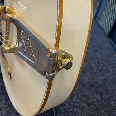 Gretsch White Falcon G6136T-LDS w/ Bigsby - Aged White image 21