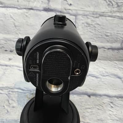 Blue Yeti Microphone image 10