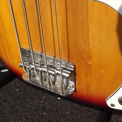 Beginner RockJam P Style Bass Guitar Tri Color Sunburst image 3