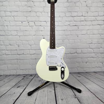 Ibanez ICHI00 VWH Ichika Nito 6 String Electric Guitar Vintage White image 1