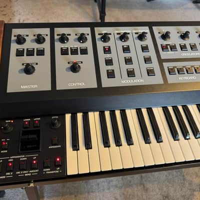 Oberheim OB-X8 61-Key 8-Voice Synthesizer Excellent condition image 11