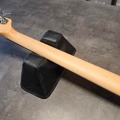 Peavey Forum 5 Bass USA CASE QUEEN Time Capsule - Pearl White 18V Active Humbuckers 34" scale American HH Jazz Rock Bass with Stingray Pickup config image 24