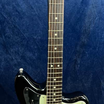Fender American Professional Jaguar in 3 Tone Sunburst Pre-owned with Case image 5