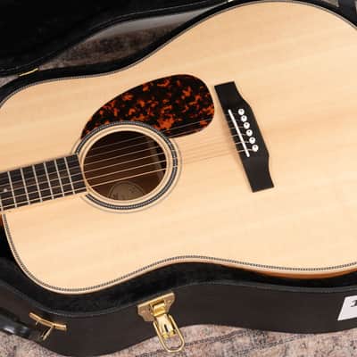 Larrivee D-40 Mahogany image 12