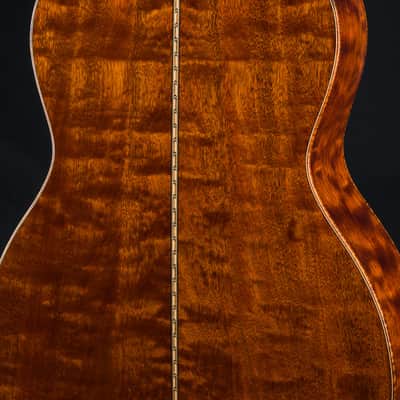 Bourgeois OMS DB Signature Figured Mahogany and Aged Tone Bearclaw Adirondack Spruce Sunburst Used (2022) image 20