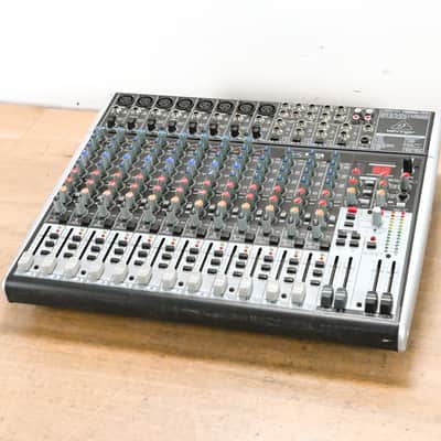 Behringer Xenyx X2222USB 22-Input 2/2-Bus Mixer with USB and Effects CG0122U
