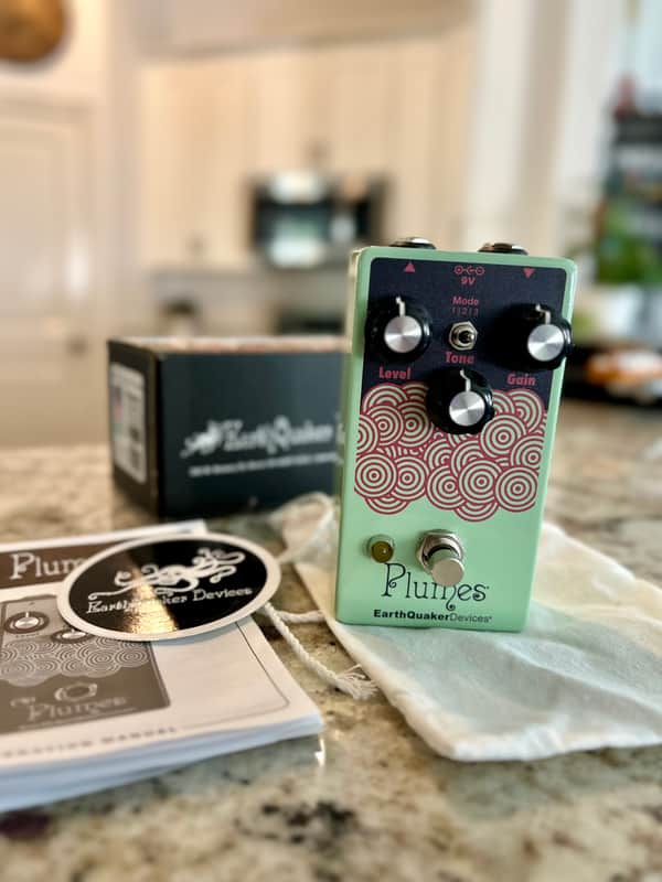 EarthQuaker Devices Plumes Small Signal Shredder