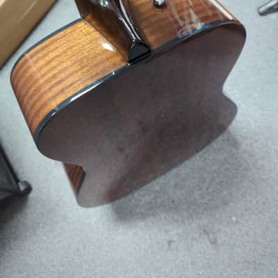 Fender CC60S Concert Acoustic Guitar - Red burst image 4