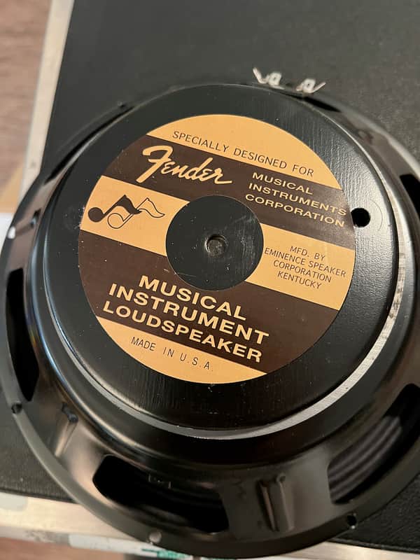 Eminence 12 inch speaker Fender 8 ohms image 1