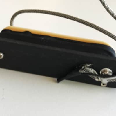 Fox Guitars Cream Single Rail Guitar Pickup Strat-sized ceramic magnets image 4