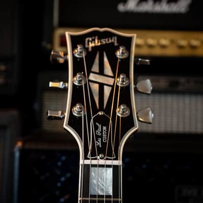 Gibson Custom Shop Les Paul Custom – 2011 – Silverburst – Near Mint Condition – w/ Original Hardcase, COA & Case Candy image 5