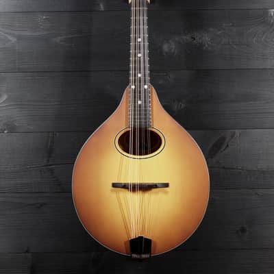 Eastman PCH M104-GB Goldburst A-Style Flattop Oval Hole Mandolin image 2