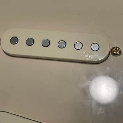 2004 USA Fender American 50th Anniversary Deluxe Stratocaster Cream S1 Switch Loaded Pickguard SC1 Pickups 11 Screw 1 Ply image 9