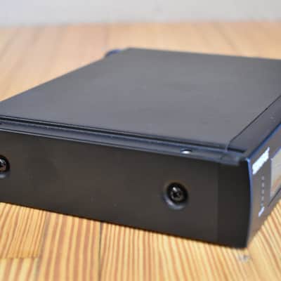 Used Shure SLX4 Wireless Receiver - MDP#406 image 3