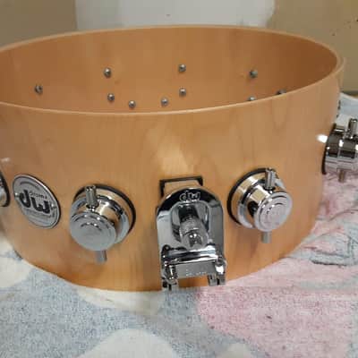 DW Collector's Maple VLT 14"x6" 10 lug snare - Natural Maple image 15