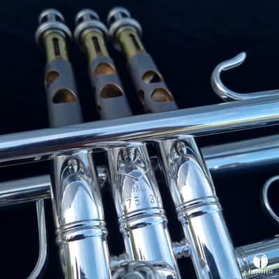 Vintage Bach Stradivarius 180 37 ML trumpet case mouthpiece gamonbrass image 19