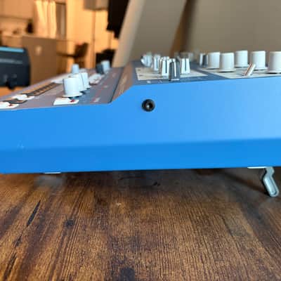 UDO Audio Super 6 Desktop 12-Voice Polyphonic Binaural Analog-Hybrid Synthesizer 2020 - Present - Silver image 6