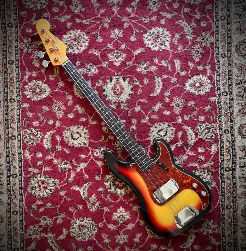 1963 Fender Precision Bass with Rosewood Fretboard - Sunburst Finish - Excellent