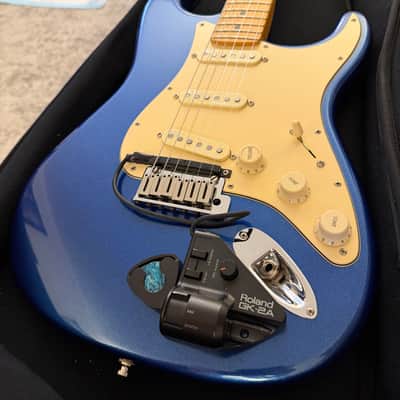 Fender American Ultra Stratocaster - Cobra Blue With Roland GK-2A Pickup, Suhr Gigbag! image 2