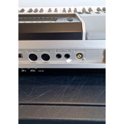 Yamaha PSR-S900 - Musical Keyboards - Excellent w/ Power Supply & Manuals image 10