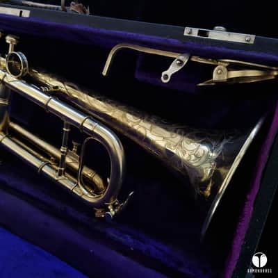 WOW Martin Handcraft goldplated with case and two mouthpieces GAMONBRASS image 4