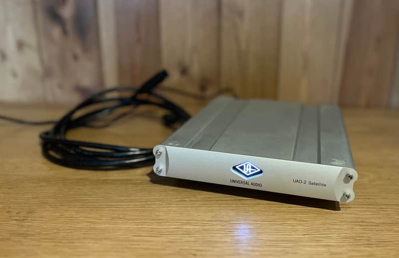 Universal Audio UAD-2 Satellite QUAD Core Firewire DSP Accelerator 2012 - Present - Silver image 1