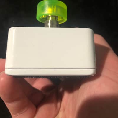 Electro-Harmonix Mod 11 Modulator 2019 - Present - Graphic image 5