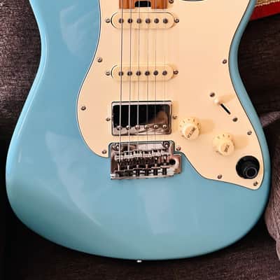 ‘24 Mooer GTRS | GTRS-801 | Intelligent Guitar | Sonic Blue image 3