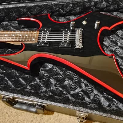 B.C. Rich Son of Beast 2004-2005 - Black with Red Binding image 2