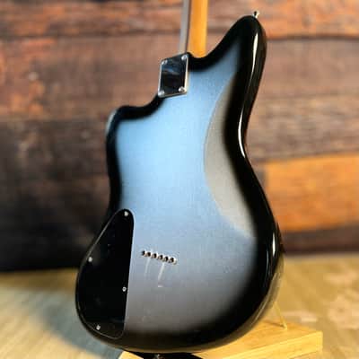 Tone Bakery Jazzbird M with Warmoth Roasted Maple Neck and Gotoh Hardware- Silverburst image 9