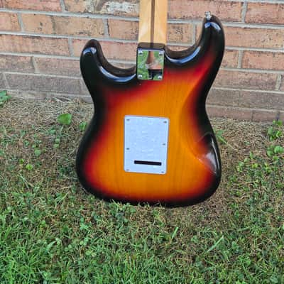 1999 Fender American Standard Stratocaster Sunburst Great Player & Sound Hardshell Case Included image 6