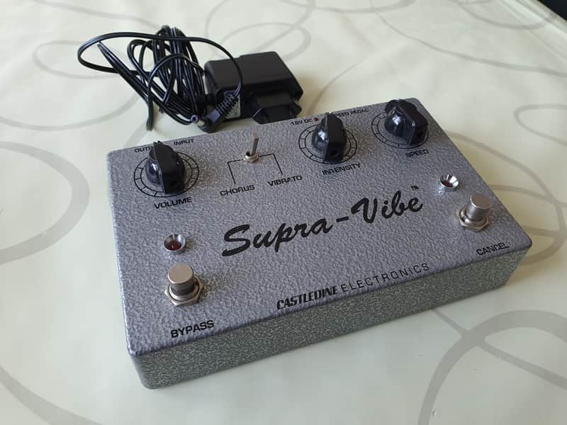 Castledine Electronics Supra Uni Vibe (Hendrix, Gilmour) + 18v power supply image 1