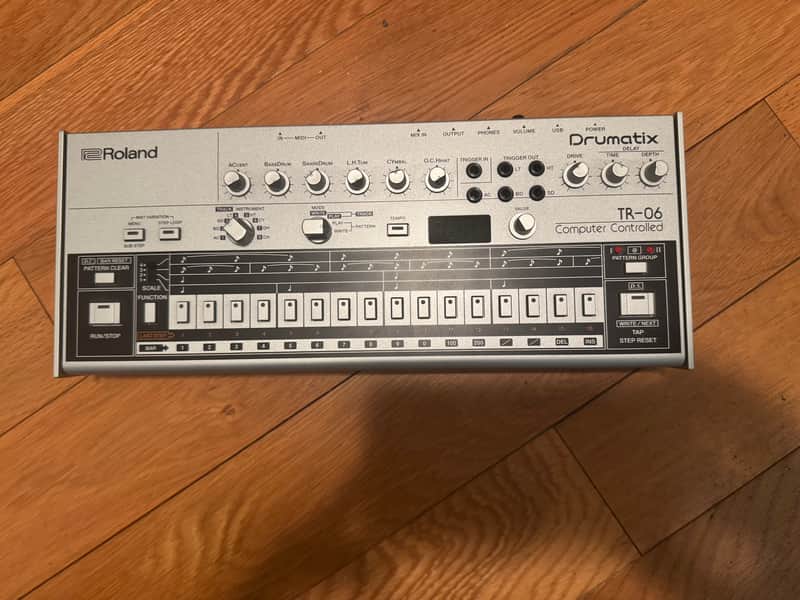 Roland TR-06 Drumatix 2020 - Present - Silver image 1