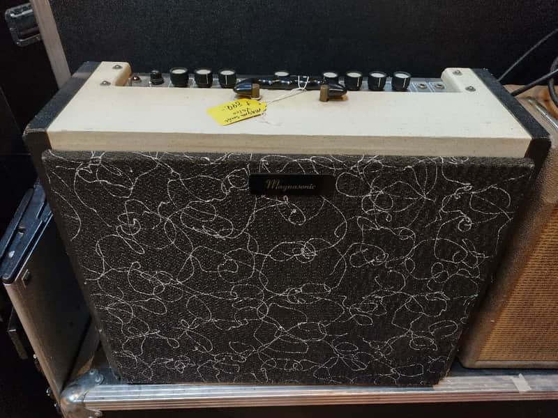 Vintage 1960's Valco  Magnasonic 1x12 Tube Guitar Amp Free Shipping!