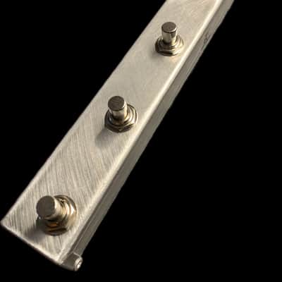Loop-Master 6-Switch Aux Controller for Morningstar MC3 MC6 MC6 PRO MC8 – MIDI Footswitch Expansion – USA Made, In Stock image 1