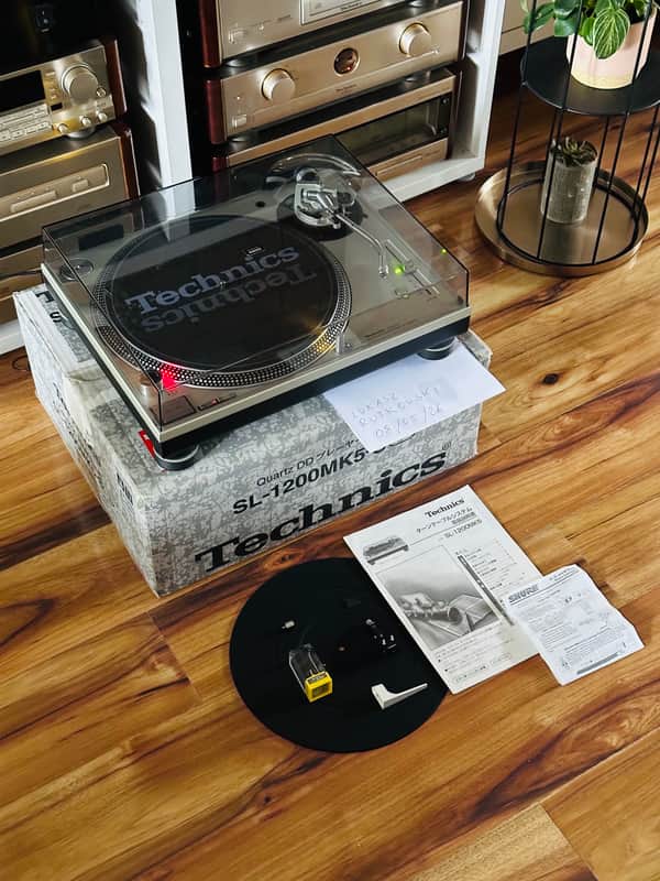 Technics SL-1200MK5 Turntable | Reverb