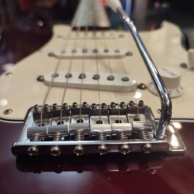Fender Stratocaster Standard 2006 - Wine Red Maroon image 5