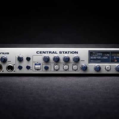 PreSonus PreSonus Central Station Passive Studio Monitor Controller w/ Digital I/O – Clean 2000s - Silver image 3
