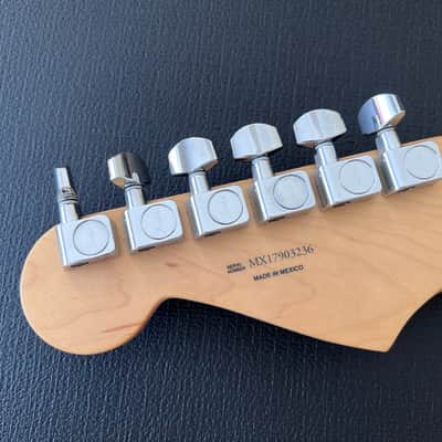 Fender Stratocaster 2017 - Tobacco Burst image 10