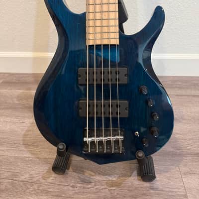 Sire Marcus Miller M2 5-String Bass Guitar & Gater Transit Bass Guitar Bag image 2