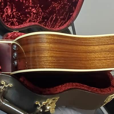 Taylor 710e with ES1 Electronics 2012 - 2013 - Vintage Sunburst image 11