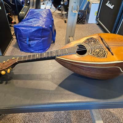Vintage Favilla Brothers Bowl Back Mandolin circa 1912 w/original case image 12