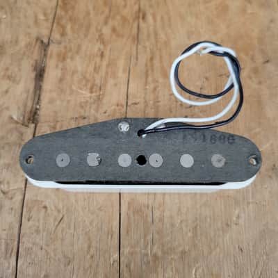 Fender Stratocaster Pickup with Cover 1980 image 3