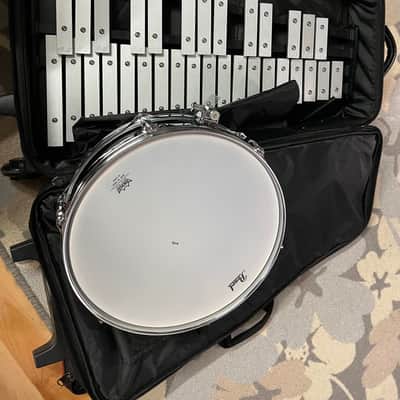 Pearl Student Snare and Bell Glockenspiel w Rolling Case 2010s - Black image 1